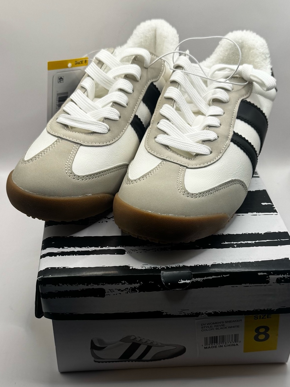 DV by Dolce Vita Revie White, Black & Tan Retro-Style Women's Sneakers Sz 8 NIB - Picture 6 of 7